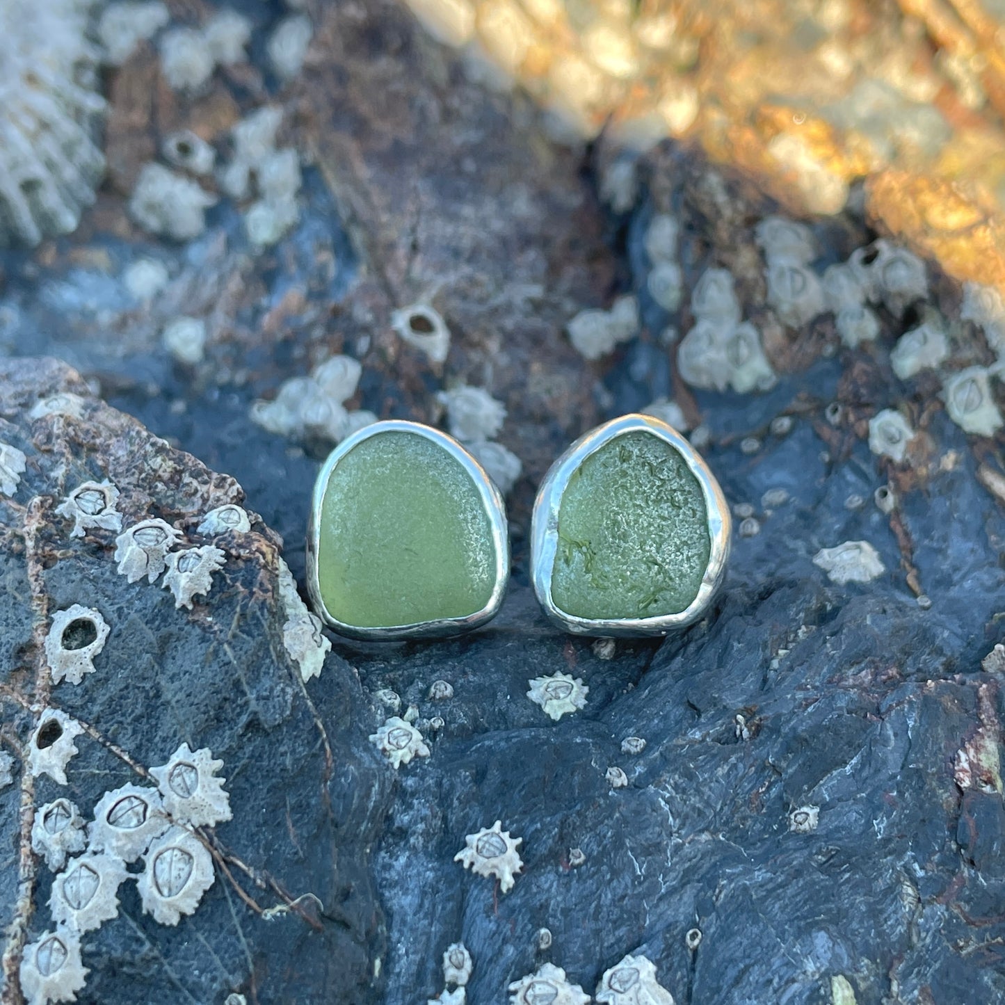 Green Sea Glass Pebble Stud earrings