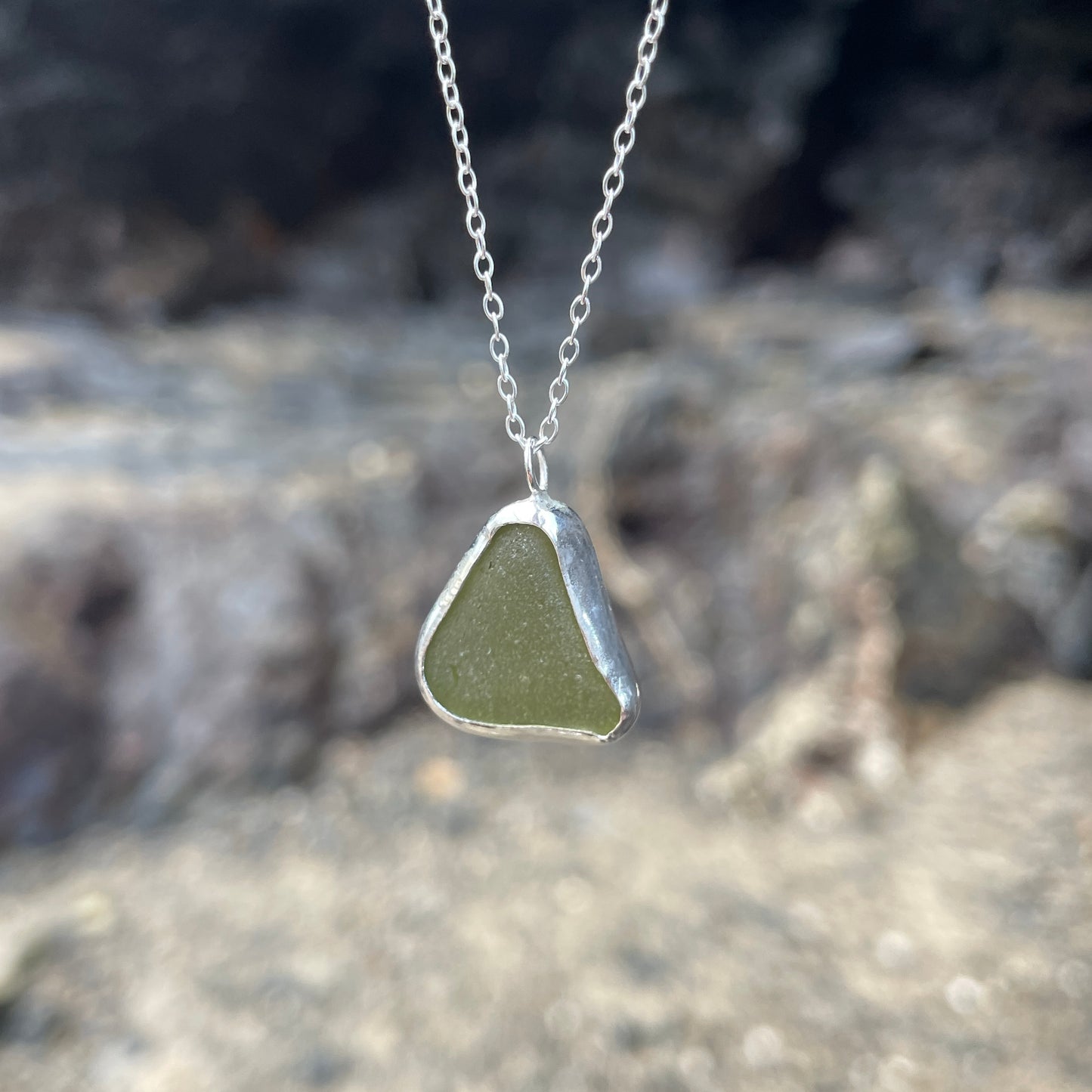 Ripple Pendant • Olive Green • Open Bezel