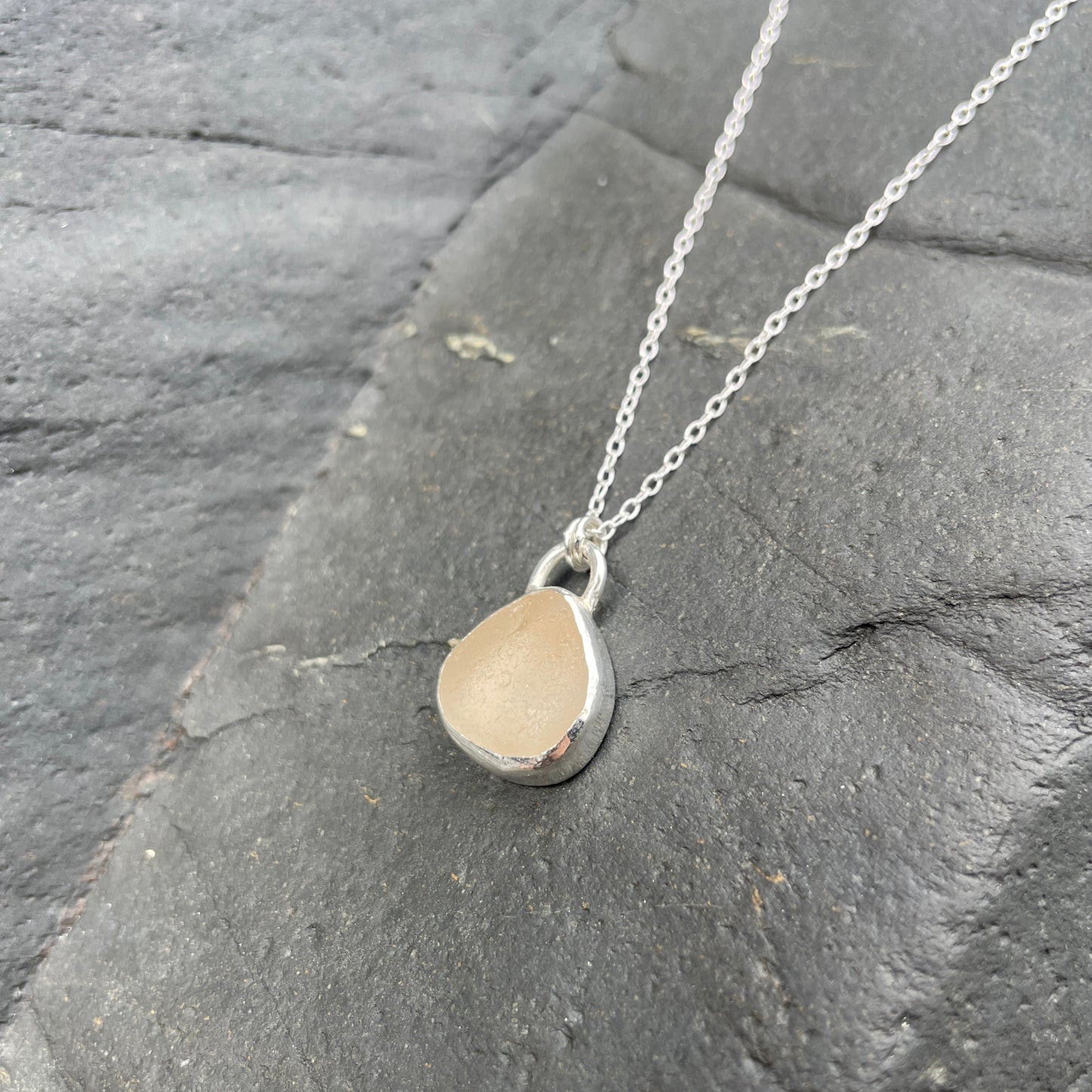 Ripple Pendant I - White image 1